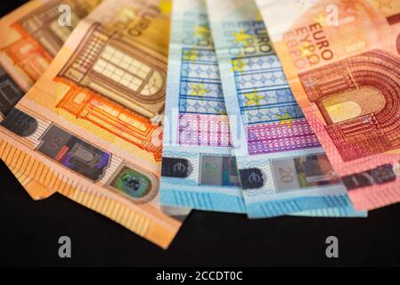 Die Banknoten von 10 20 50 Euro fächerförmig Stockfoto