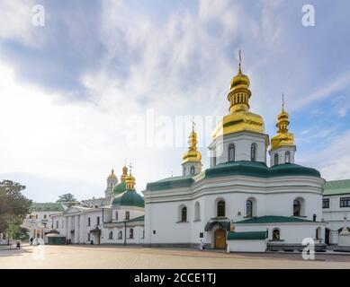 Kiew (Kiew), Kirche der Kreuzerhöhung in Pechersk Lavra (Höhlenkloster), historisches christliches orthodoxes Kloster in Kiew, Ukraine Stockfoto