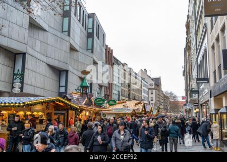 Europa, Deutschland, Bayern, München, Weihnachtsmarkt im Münchner Stadtzentrum Stockfoto