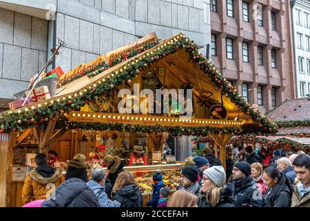 Europa, Deutschland, Bayern, München, Innenstadt, Marienplatz, Weihnachtsmarkt am Marienplatz in München Stockfoto