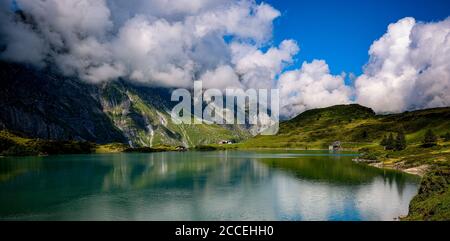 Erstaunliche Schweiz - Bergsee Truebsee Stockfoto