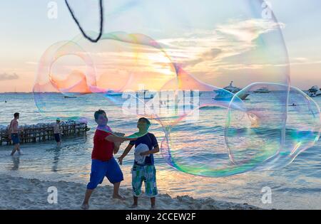 Strandlandschaft auf Isla Mujeres, Yucatan Peninsula, Karibisches Meer, Mexiko Stockfoto
