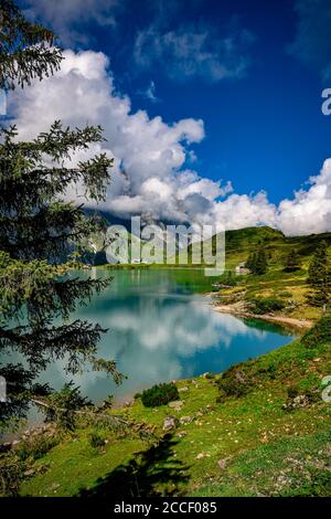 Erstaunliche Schweiz - Bergsee Truebsee Stockfoto