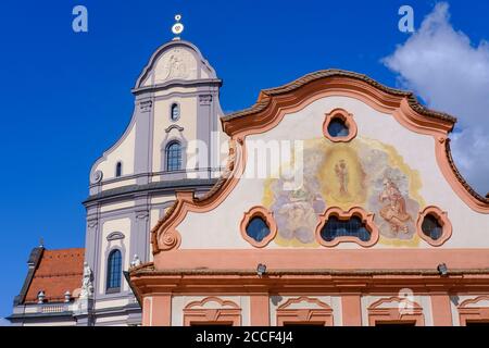 Stielhaus und Basilika St. Anna, Altötting, Oberbayern, Bayern, Deutschland Stockfoto