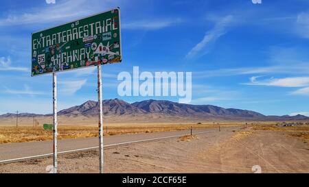 Außerirdische Autobahn Zeichen, Nevada State Route 375, Nevada USA Stockfoto