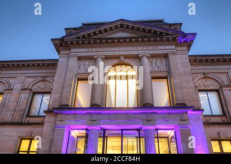 Bremer Kunsthalle in den Wallanlagen in der Abenddämmerung, Veranstaltung lange Nacht der Museen, Quartier, Bremen, Deutschland, Europa Stockfoto