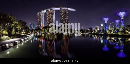 Singapur, Marina Bay Sands Hotel, Nacht Stockfoto