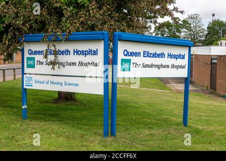 Das NHS Queen Elizabeth Hospital und das BMI Sanderingham Hospital in Gayton Road, King's Lynn in Norfolk, Großbritannien Stockfoto