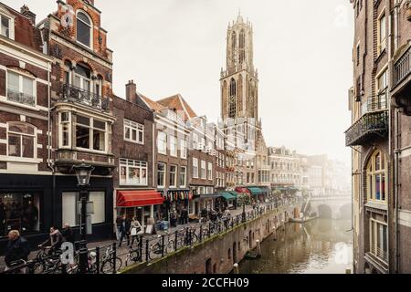 Blick auf die Kathedrale von Utrecht, Niederlande Stockfoto