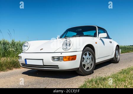 Breuberg, Hessen, Deutschland, Porsche 911 Typ 964, Carrera 2 Targa, Baujahr 1991, 250 PS, 3600 ccm. Stockfoto