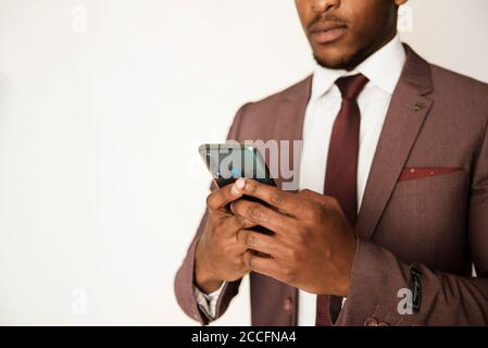 afrikanisches Stock Foto von schwarzen Herren in smarter Kleidung in studio-Einstellung Stockfoto