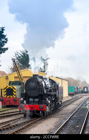 Ex-USA S160 Dampflok 6046 in Minehead Station, West Somerset Railway Spring Gala, England, Großbritannien Stockfoto