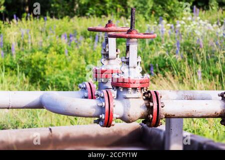 Abgedichtete Rohrleitungsarmatur mit großem Durchmesser. Absperrventile. Stockfoto