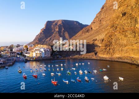 Fischerhafen, Vueltas, Valle Gran Rey, Luftbild, La Gomera, Kanarische Inseln, Spanien Stockfoto