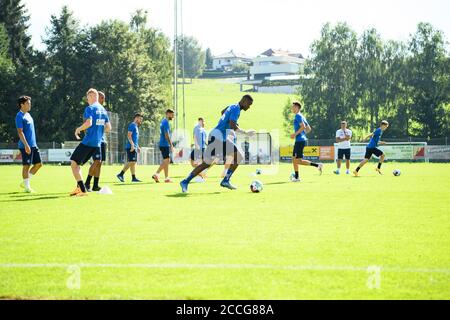 Babacar Gueye (KSC) auf dem Ball. GES/Soccer/2. Bundesliga: Karlsruher SC - Trainingslager, 22.08.2020 Fußball/Fußball: 2. Bundesliga: KSC Trainingscamp, Bad Leonfelden, Österreich, 22. August 2020 Verwendung weltweit Stockfoto