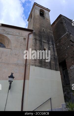 Chianche - Campanile della chiesa di S. Felice Stockfoto