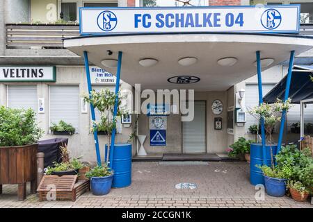 Fangemeinde Schalke und Vereinslokal, Fanbereich Schalker Meile des FC Schalke 04, in Gelsenkirchen, Nordrhein-Westfalen, Deutschland Stockfoto