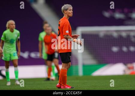 San Sebastian, Spanien. August 2020. Janine Van Wyk (#5 Glasgow City) in Aktion während des UEFA Women's Champions League Fußballspiels (Viertelfinale) zwischen Glasgow City und VfL Wolfsburg. Daniela Porcelli/SPP Quelle: SPP Sport Pressefoto. /Alamy Live Nachrichten Stockfoto