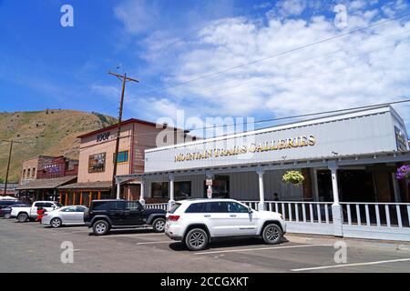 JACKSON HOLE, WY – 1. AUGUST 2020 – Blick auf die westliche Stadt Jackson Hole, Wyoming, USA. Stockfoto