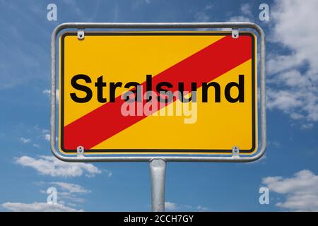 Ortstafel Stralsund, Mecklenburg-Vorpommern, Deutschland Ortsschild Stralsund, Mecklenburg-Vorpommern, Deutschland, Europa Stockfoto