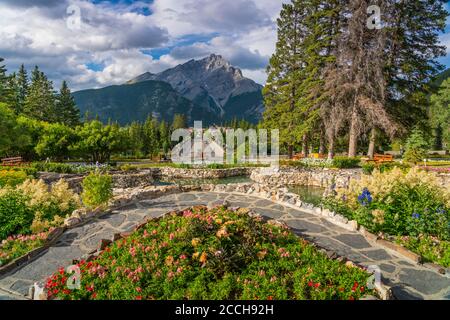 The Cascades of Time Gardens in Banff Townsite, Banff, Alberta, Kanada. Stockfoto