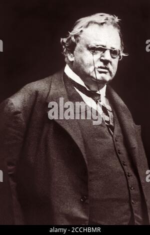 Gilbert Keith (G.K.) Chesterton war ein führender britischer Autor, Denker, Journalist, Kunstkritiker, Debattierer, Laientheologe und christlicher Apologe des frühen 20. Jahrhunderts. Als produktiver Schriftsteller veröffentlichte er fast 100 Bücher und über 4,000 Zeitungskolumnen und Essays. Foto: 4. September 1933. Stockfoto
