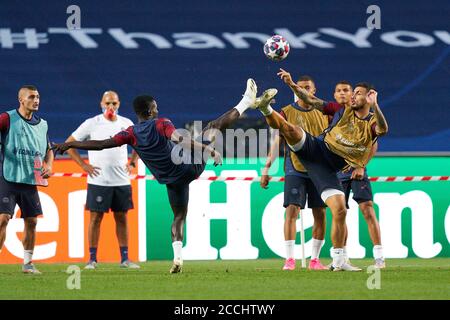 Lissabon, Lissabon, Portugal, 22. August 2020. PSG Spieler im Training für das Endspiel UEFA Champions League, Endturnier FC BAYERN MÜNCHEN - PARIS SAINT GERMAIN (PSG) in der Saison 2019/2020, FCB, © Peter Schatz / Alamy Live News / Pool - die UEFA-VORSCHRIFTEN VERBIETEN DIE VERWENDUNG VON FOTOS als BILDSEQUENZEN und/oder QUASI-VIDEO - Nationale und internationale Nachrichtenagenturen AUSSCHLIESSLICHE redaktionelle Verwendung Stockfoto