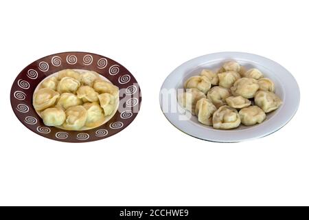 Zwei Teller mit Fleischknödeln isolieren auf weißem Hintergrund Nahaufnahme. Stockfoto