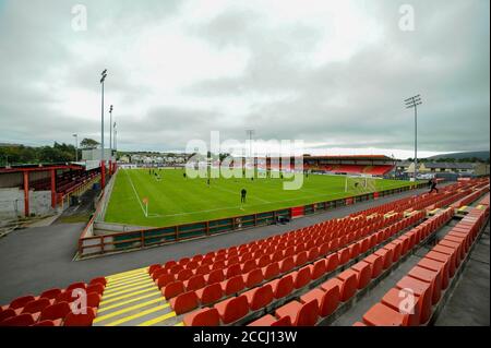 Sligo, Irland. August 2020. Ein allgemeiner Blick auf das Showgrounds während des SSE Airtricity Premier Division Spiels zwischen Sligo Rovers und Dundalk FC auf dem Showgrounds in Sligo, Irland am 22. August 2020 (Foto von Andrew SURMA/SIPA USA) Quelle: SIPA USA/Alamy Live News Stockfoto