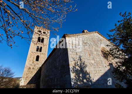 Mollo ist eine Stadt und Gemeinde in der Comarca von Ripollès in Girona, Katalonien, Spanien, in den Pyrenäen, an der französischen Grenze. Stockfoto