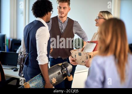 Neue Kollegin in Kollektiv begrüßt Stockfoto