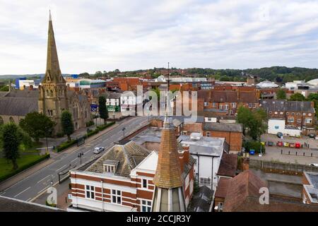 Luftaufnahme des Stadtzentrums von Redditch, Worcestershire, Großbritannien. Redditch berühmt für Nadelherstellung und Angelausrüstung Produktion. Stockfoto