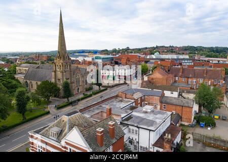 Luftaufnahme des Stadtzentrums von Redditch, Worcestershire, Großbritannien. Redditch berühmt für Nadelherstellung und Angelausrüstung Produktion. Stockfoto