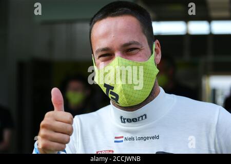 SCHIPKAU, DEUTSCHLAND - JULI 31: 02-08-2020: Autosport: ADAC Motorsport: Schipkau, Niels Langeveld (NED) T3-HRT-Motorsport(DEU) Audi R8 LMS GT3 während des ADAC Motorsports am 31. Juli 2020 in Schipkau, Deutschland. Stockfoto