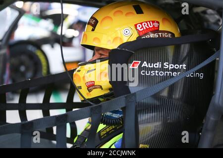 SCHIPKAU, DEUTSCHLAND - JULI 31: 02-08-2020: Autosport: ADAC Motorsport: Schipkau, Niels Langeveld (NED) T3-HRT-Motorsport(DEU) Audi R8 LMS GT3 während des ADAC Motorsports am 31. Juli 2020 in Schipkau, Deutschland. Stockfoto