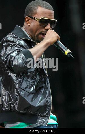 Kanye West auf dem V Festival in Chelmsford, Essex, im August 2007. Stockfoto