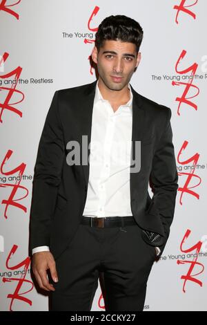 LOS ANGELES - MÄR 26: Jason Canela bei The Young and The Restless feiert am 26. März 2018 in Los Angeles, CA, sein 45. Jubiläum in der CBS Television City Stockfoto