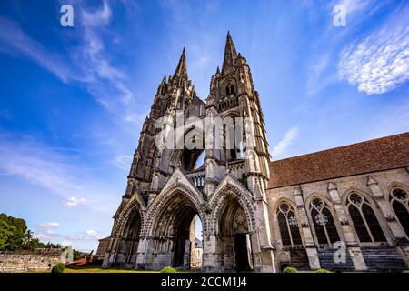 SOISSONS, Frankreich, 14. AUGUST 2016: Saint Jean des Vignes Abtei, 14. August 2016 in Soissons, Aisne, Frankreich Stockfoto