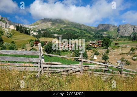 Bazgiret (Maden) Dorf in Artvin Şavşat Stockfoto