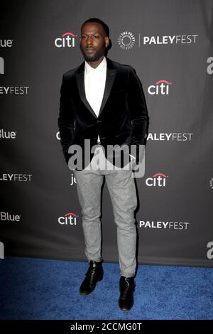 LOS ANGELES - MAR 24: Kofi Siriboe beim PaleyFest 2018 Los Angeles - Queen Sugar im Dolby Theater am 24. März 2018 in Los Angeles, CA Stockfoto