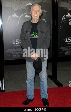 LOS ANGELES - 5. FEBRUAR: Tom Skerritt bei der Weltpremiere von 15:17 bis Paris im Warner Brothers Studio am 5. Februar 2018 in Burbank, CA Stockfoto