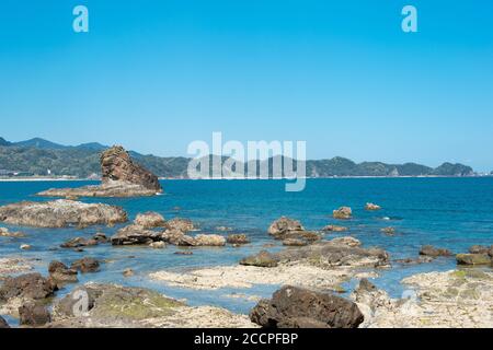 Wakayama, Japan - Ojaura Küste in Nachikatsuura, Wakayama, Japan. Es ist Teil des Yoshino-Kumano Nationalparks und des Nanki Kumano Geoparks. Stockfoto