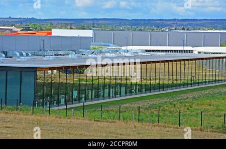 Louis Vuitton Fabrik, Saint-pourçain sur Sioule, Allier, Auvergne-Rhone-Alpes, Frankreich Stockfoto