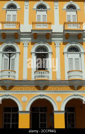 Sancti Spiritus, Kuba - 4. Februar 2015: Gebäude im Kolonialstil Stockfoto