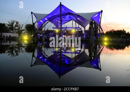 Deutschland. August 2020. Boxen: Open-Air-Kampfabend auf der Magdeburger Seetappe. Quelle: Peter Gercke/dpa-Zentralbild/dpa/Alamy Live News Stockfoto