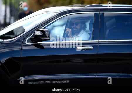 Turin, Italien - 24. August 2020: Andrea Pirlo, neuer Cheftrainer des FC Juventus, kommt im Juventus Training Center an. Juventus FC beginnt am 24. August mit den Vorsaison-Trainings. Kredit: Nicolò Campo/Alamy Live Nachrichten Stockfoto