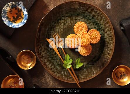 Mooncakes, saisonale chinesische Konditorei für das Mid-Autumn Festival Stockfoto