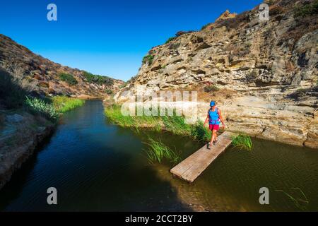 Wanderer im Water Canyon, Santa Rosa Island, Channel Islands National Park, Kalifornien USA Stockfoto