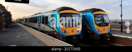 185132 und 185136 TransPennine Express am Bahnhof Cleethorpes, North East Lincolnshire; England; Großbritannien Stockfoto