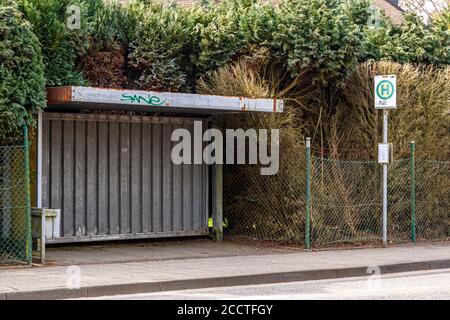 Verlassene Stadt Keyenberg, Deutschland. Braunkohlevorkommen unter Dörfern im Niederrhein führen dazu, dass die Bewohner ihren Besitz und ihr Lebenszentrum verlassen Stockfoto